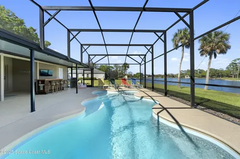 5120 Mallard Lakes Court Merritt Island FL 32953