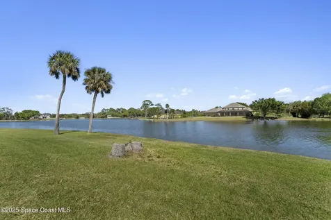 5120 Mallard Lakes Court Merritt Island FL 32953