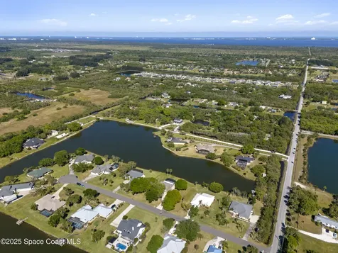 5120 Mallard Lakes Court Merritt Island FL 32953