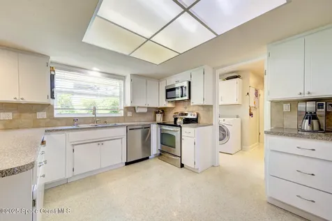 471 Bimini Lane Indian Harbour Beach FL 32937