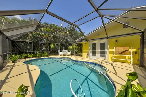 471 Bimini Lane Indian Harbour Beach FL 32937