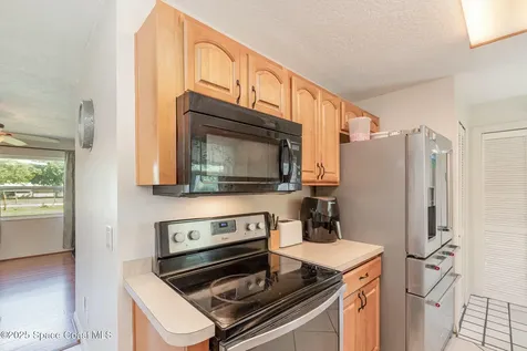 4760 Crofton Lane Mims FL 32754