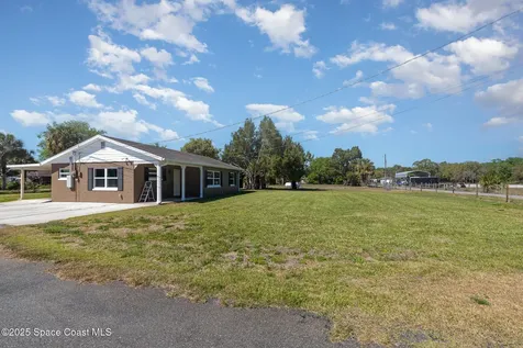4760 Crofton Lane Mims FL 32754
