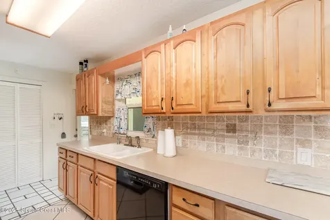 4760 Crofton Lane Mims FL 32754