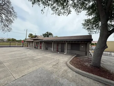 805 & 815 E Fee Avenue Melbourne FL 32901