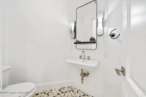 200 Lansing Island Drive Indian Harbour Beach FL 32937