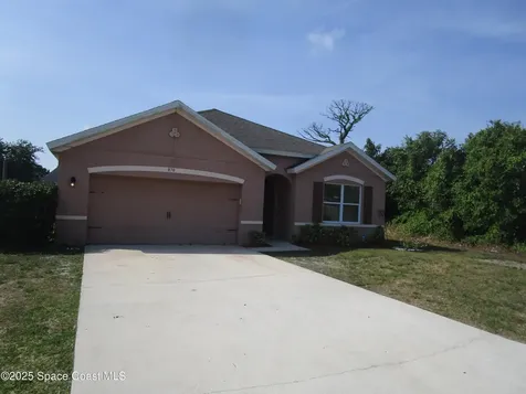 870 Cynthia Street SE Palm Bay FL 32909