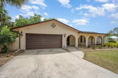 295 Eagle Lane Merritt Island FL 32953