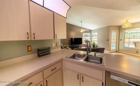 5140 Walton Avenue Titusville FL 32780