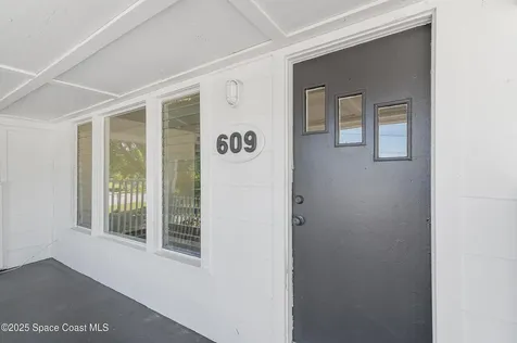 609 S 15th Street Fort Pierce FL 34950