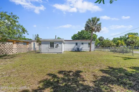 609 S 15th Street Fort Pierce FL 34950