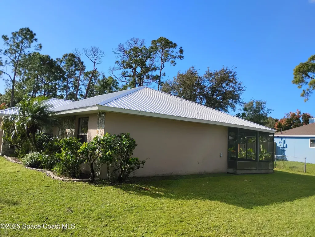 254 Emerson Drive NW Palm Bay FL 32907