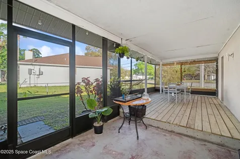 254 Emerson Drive NW Palm Bay FL 32907