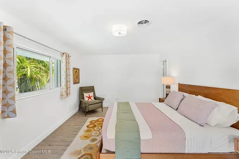 410 Oakland Avenue Indialantic FL 32903