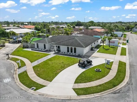 370 Cherry Court Satellite Beach FL 32937