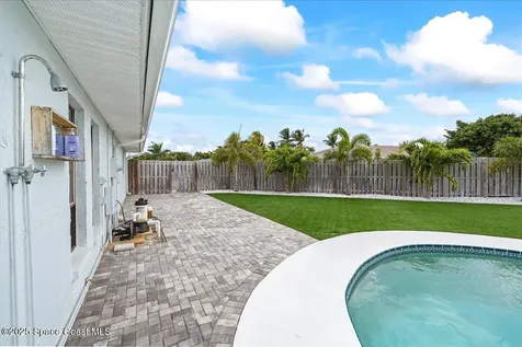 370 Cherry Court Satellite Beach FL 32937