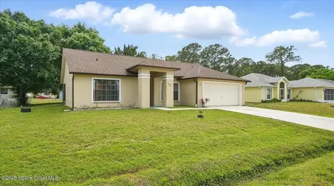 1542 Starboard Street NW Palm Bay FL 32907
