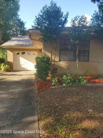 460 L M Davey Lane Titusville FL 32780