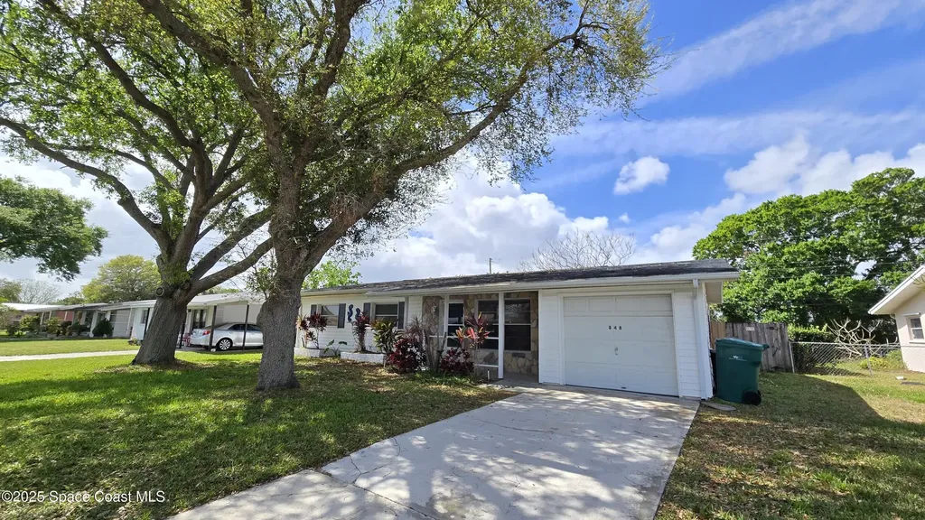848 Clarke Avenue Melbourne FL 32935