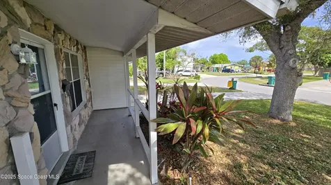 848 Clarke Avenue Melbourne FL 32935