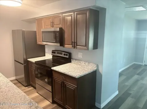 29 Lynwood Avenue Titusville FL 32796