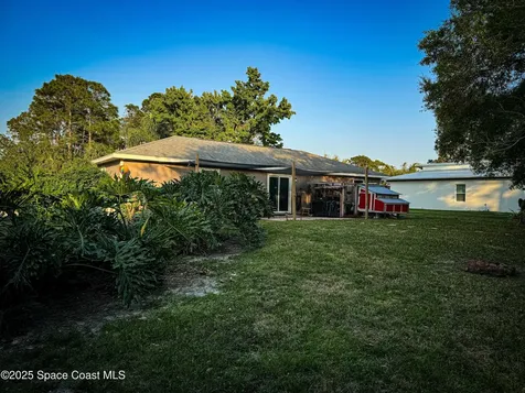 742 Damek Terrace SW Palm Bay FL 32908