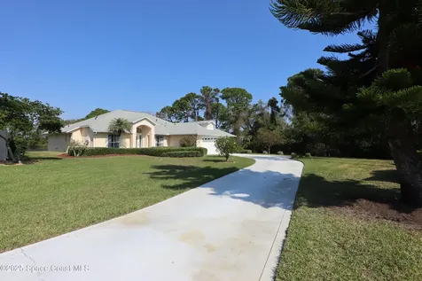 716 Bay View Court Melbourne FL 32940