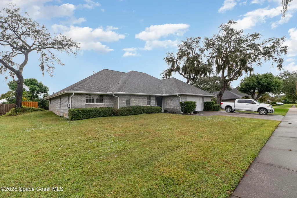 1820 Lakeside Drive Titusville FL 32780