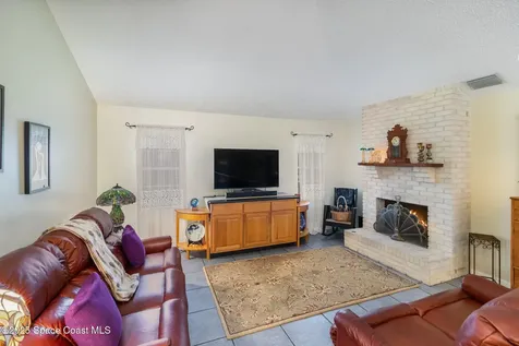 1820 Lakeside Drive Titusville FL 32780