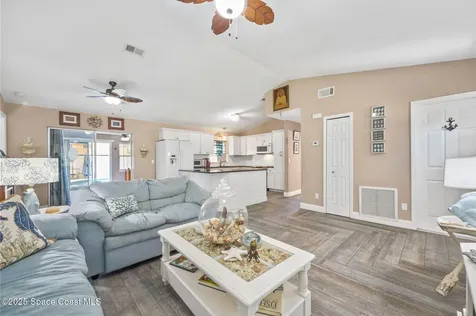 687 Di Lido Street NE Palm Bay FL 32907