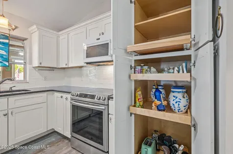 687 Di Lido Street NE Palm Bay FL 32907