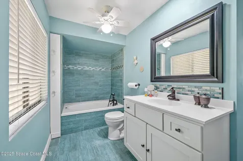 687 Di Lido Street NE Palm Bay FL 32907