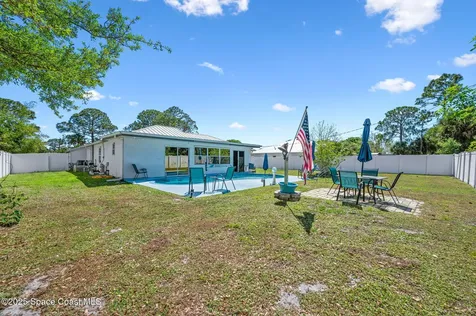 687 Di Lido Street NE Palm Bay FL 32907