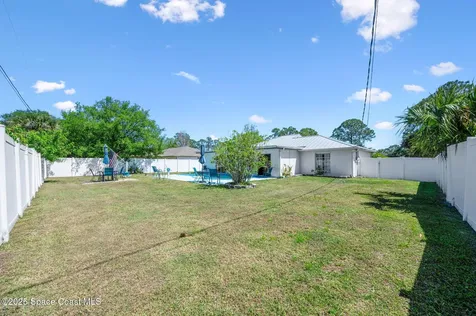 687 Di Lido Street NE Palm Bay FL 32907