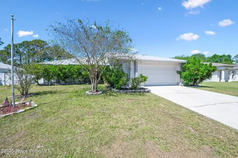 687 Di Lido Street NE Palm Bay FL 32907