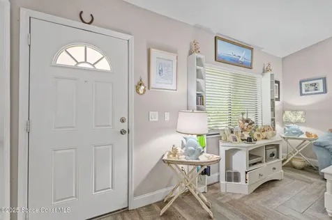 687 Di Lido Street NE Palm Bay FL 32907