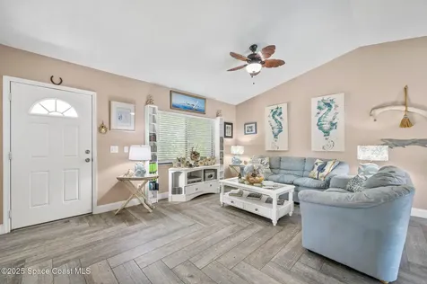 687 Di Lido Street NE Palm Bay FL 32907