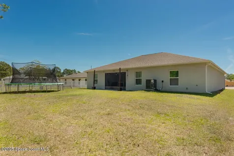 1267 Scottish Street SW Palm Bay FL 32908