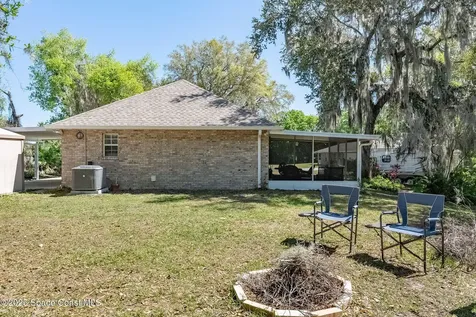 5220 Mar-lin Woods Lane Mims FL 32754