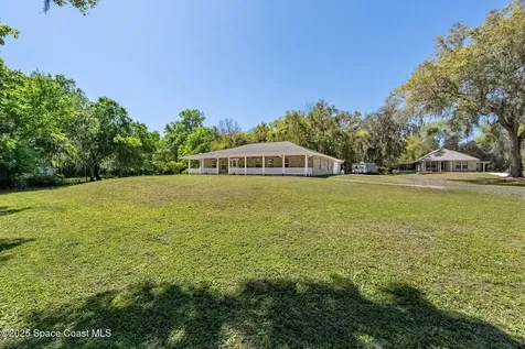 5220 Mar-lin Woods Lane Mims FL 32754
