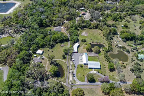 5220 Mar-lin Woods Lane Mims FL 32754