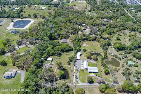 5220 Mar-lin Woods Lane Mims FL 32754
