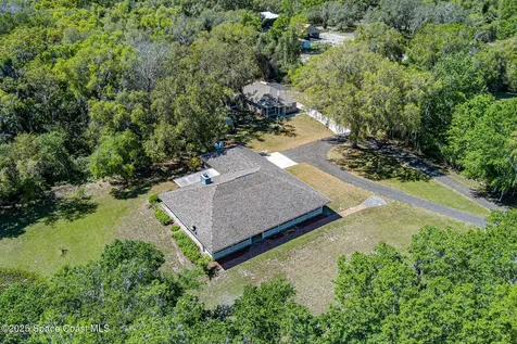 5220 Mar-lin Woods Lane Mims FL 32754