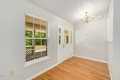 5220 Mar-lin Woods Lane Mims FL 32754