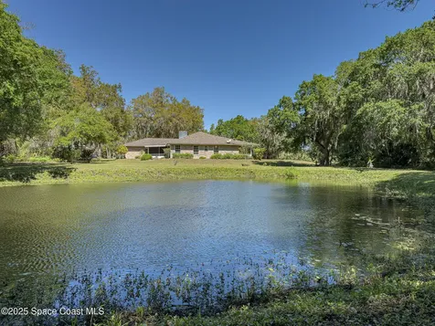 5220 Mar-lin Woods Lane Mims FL 32754