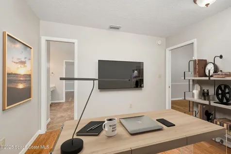 5220 Mar-lin Woods Lane Mims FL 32754