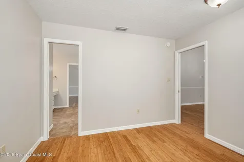 5220 Mar-lin Woods Lane Mims FL 32754