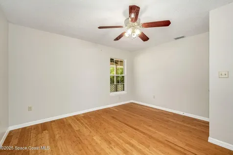 5220 Mar-lin Woods Lane Mims FL 32754