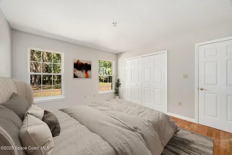 5220 Mar-lin Woods Lane Mims FL 32754