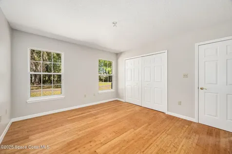5220 Mar-lin Woods Lane Mims FL 32754